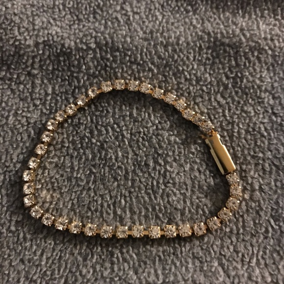 Gold Bracelet with Rhinestones!  7”.  Very sparkly! - Picture 5 of 6